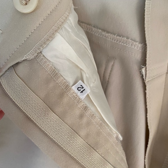 BERNARD ZINS For Saks Fifth Avenue Trousers SZ 12. Beautiful beige colou… - Picture 4 of 14